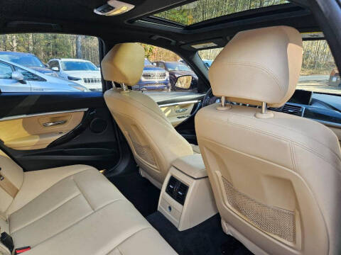 2018 BMW 3 Series 330i xDrive