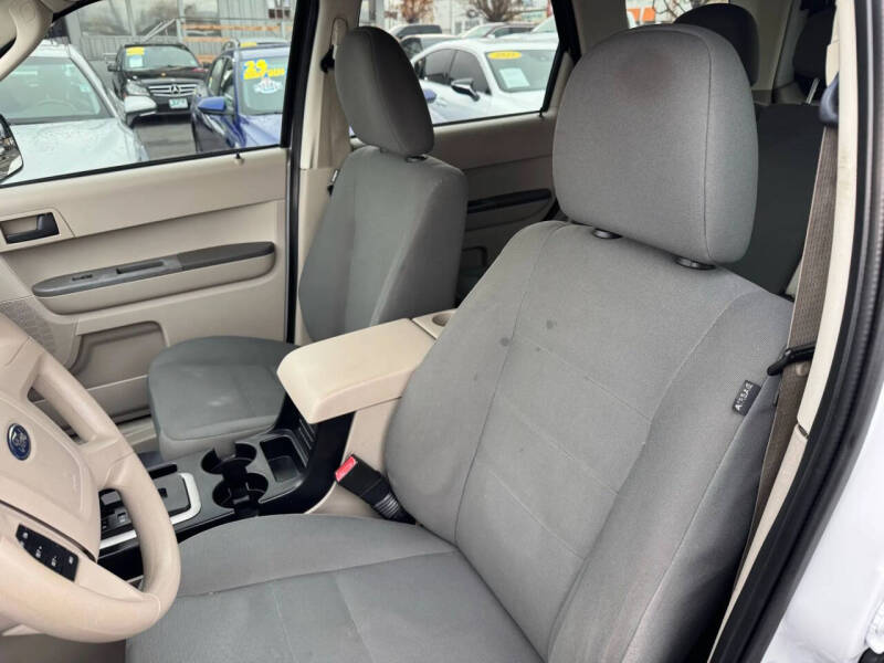 2011 Ford Escape XLS