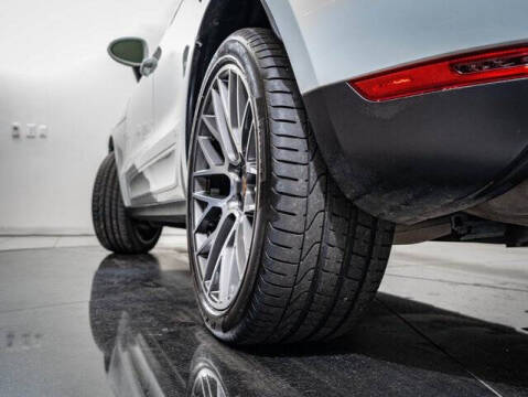 2019 Porsche Macan S