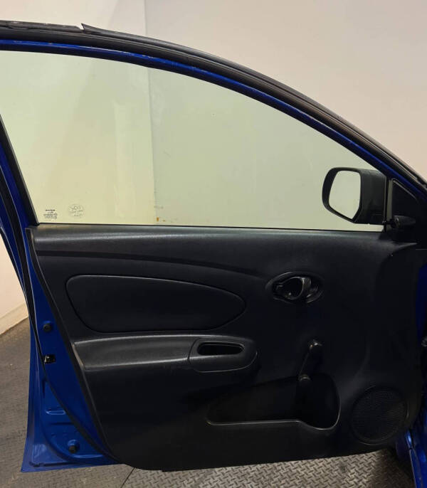 2015 Nissan Versa 1.6 S