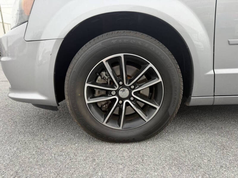 2015 Dodge Grand Caravan SE