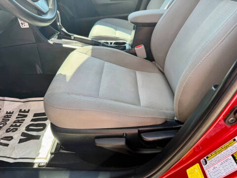2016 Toyota Corolla LE