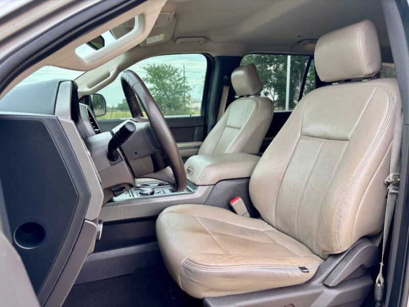 2020 Ford Expedition XLT
