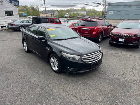 2014 Ford Taurus SEL