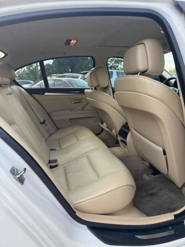 2012 BMW 5 Series 535i