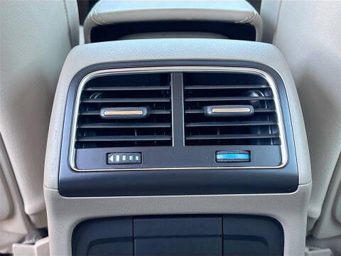 2009 Audi A4 2.0T Premium Plus