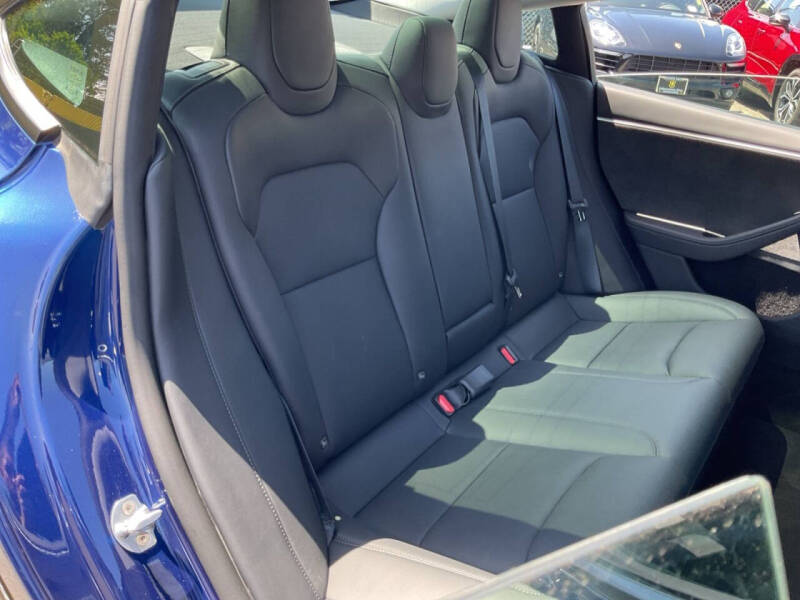 2025 Tesla Model 3 Long Range