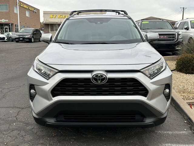 2020 Toyota RAV4 XLE