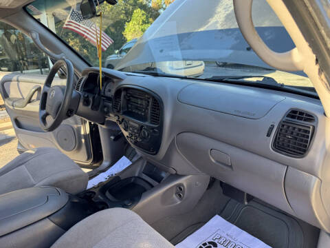 2003 Toyota Sequoia SR5