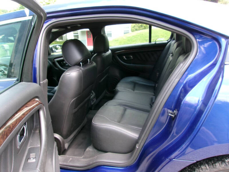 2015 Ford Taurus Limited