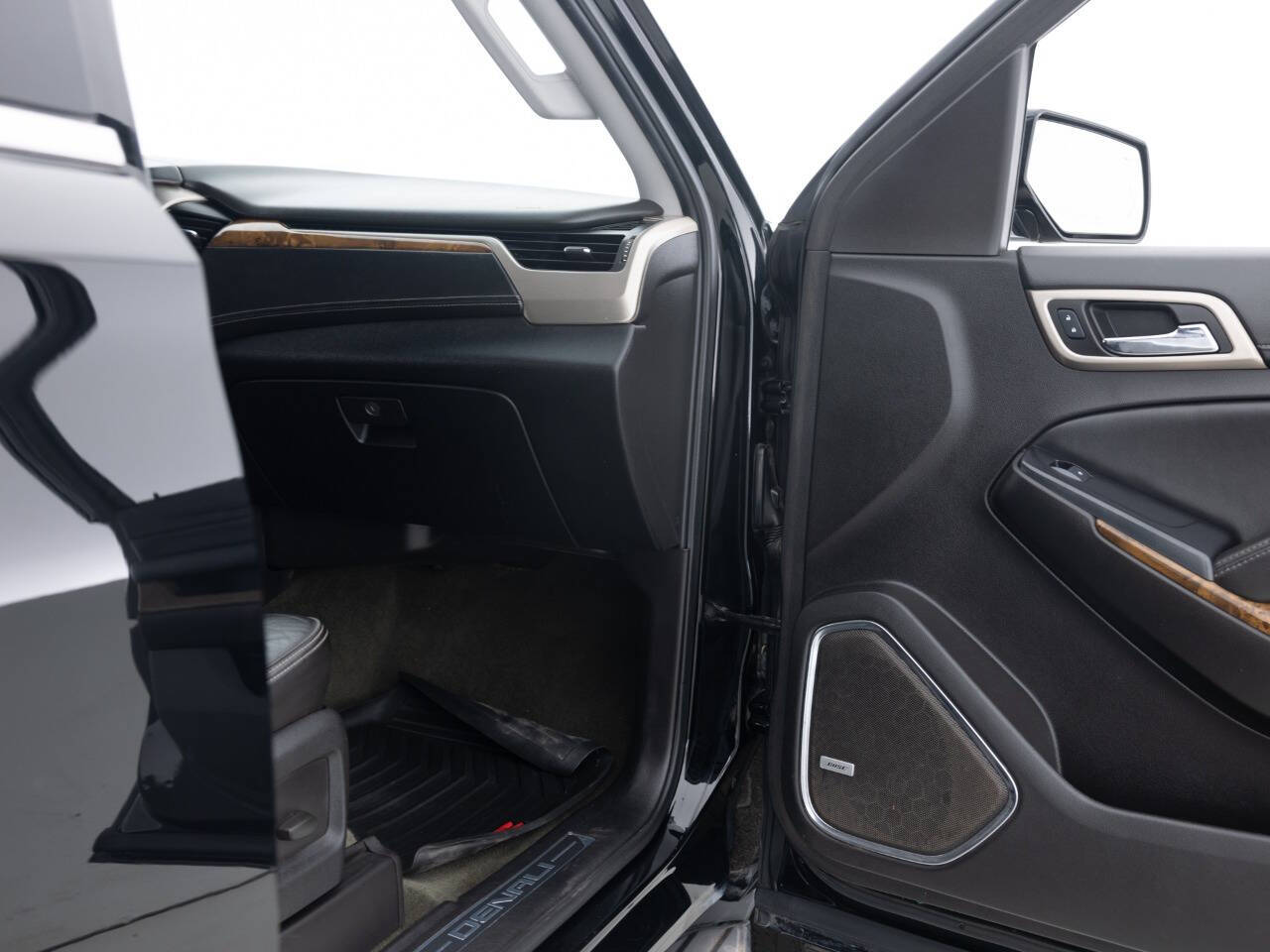 Used Car 2015 Gmc Yukon  Denali 4x4 4dr Suv For Sale Under $20,000 In Coal City, Illinois