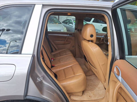 2004 Porsche Cayenne S