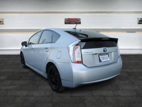 2015 Toyota Prius Three