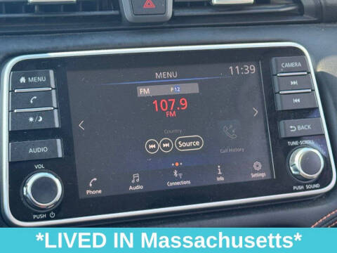 2021 Nissan Versa SR