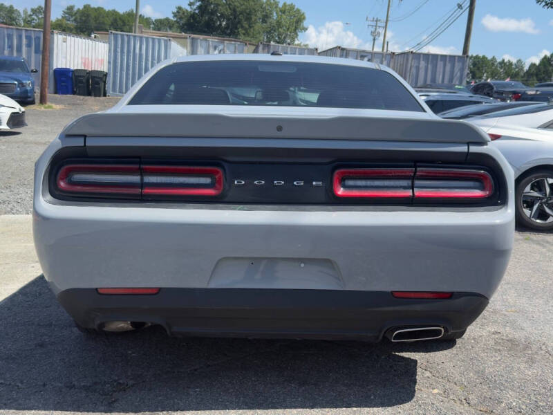 2020 Dodge Challenger SXT