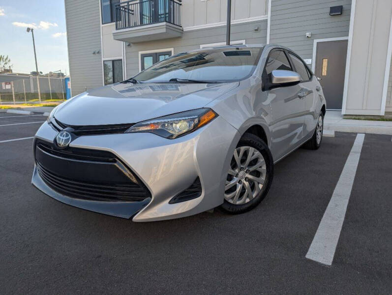 2018 Toyota Corolla LE's photo