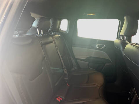 2023 Jeep Compass Latitude Lux