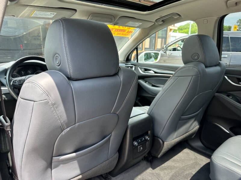 2019 Buick Enclave Essence