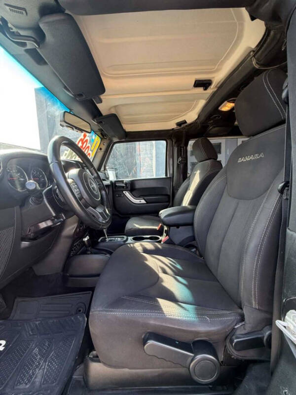 2017 Jeep Wrangler Sahara