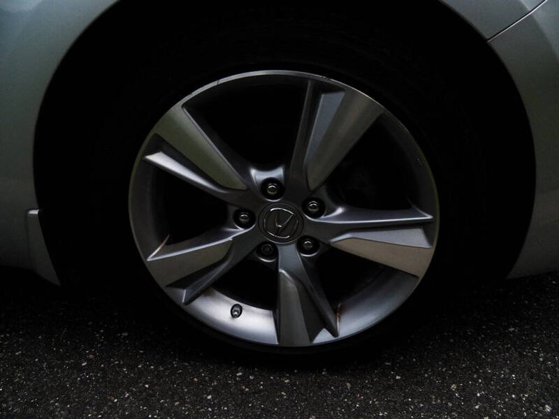 2013 Acura ILX 2.0L w/Premium