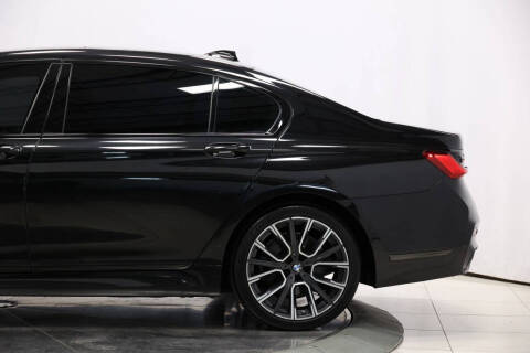 2021 BMW 7 Series 740i