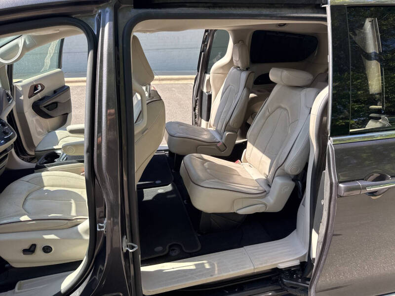2020 Chrysler Pacifica Limited