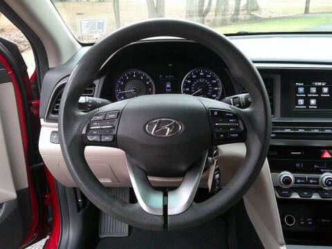 2020 Hyundai Elantra SE