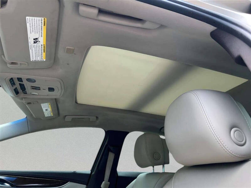 2013 Cadillac XTS Luxury Collection