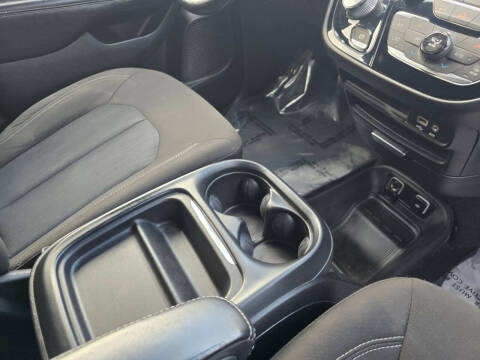 2020 Chrysler Pacifica Touring