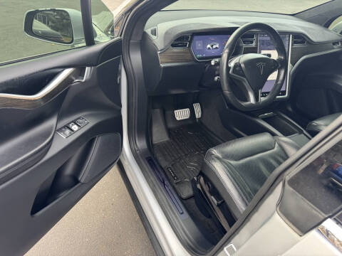 2016 Tesla Model X P90D