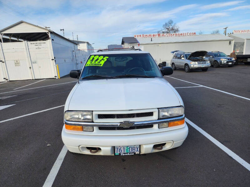 2000 Chevrolet Blazer for sale at RAINIER AUTO SALES LLC in Rainier OR