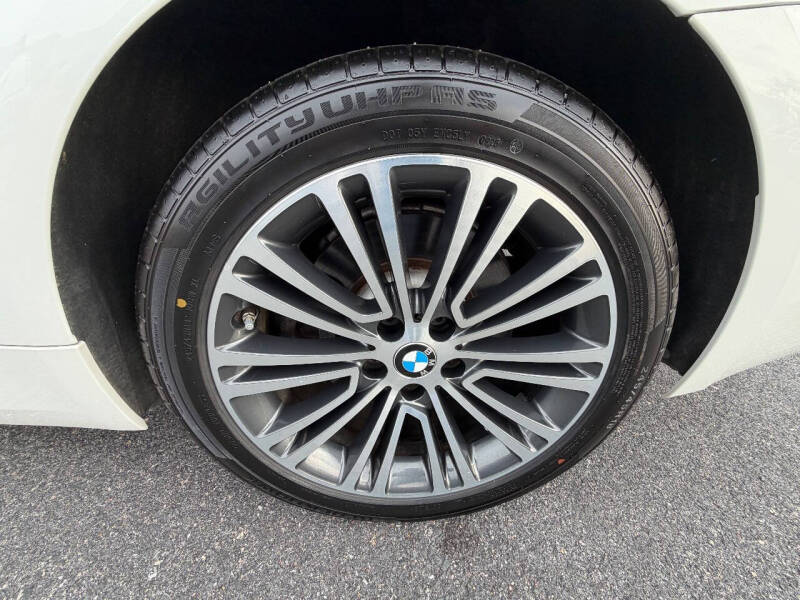 2018 BMW 5 Series 540i