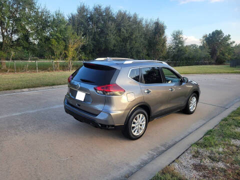 2020 Nissan Rogue SV