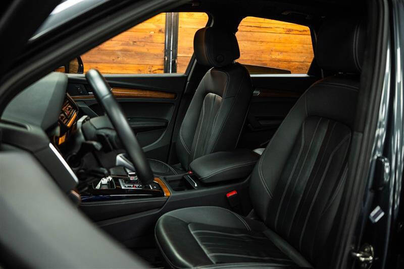 2022 Audi Q5 quattro S line Prem Plus 45 TFSI