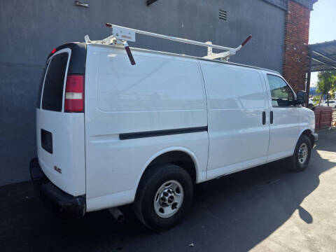 2010 GMC Savana 3500