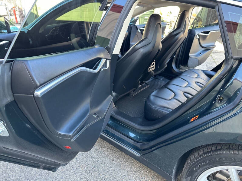 2014 Tesla Model S 85
