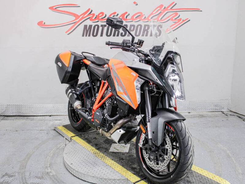 2016 KTM 1290 Super Duke R