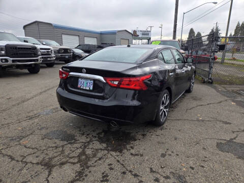 2017 Nissan Maxima