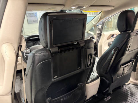 2018 Chrysler Pacifica Touring L Plus