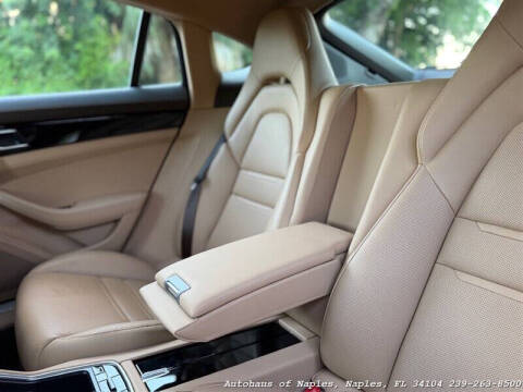 2020 Porsche Panamera 4