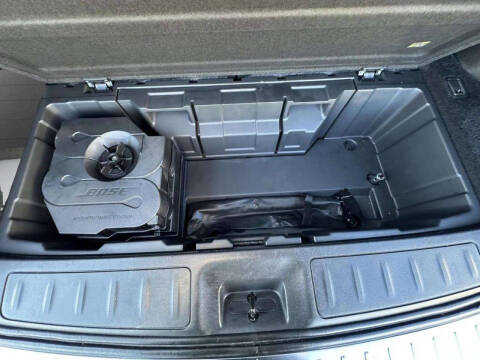 2017 Nissan Pathfinder SL