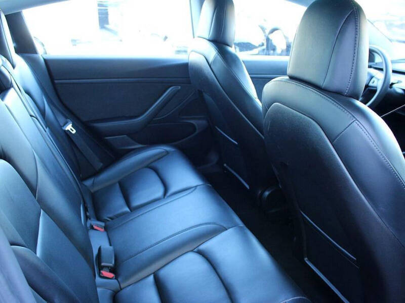 2020 Tesla Model 3 Standard Range Plus