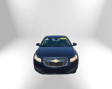 2011 Chevrolet Cruze for sale at R&R Car Company in Mount Clemens MI