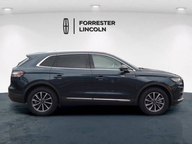 2022 Lincoln Nautilus Standard