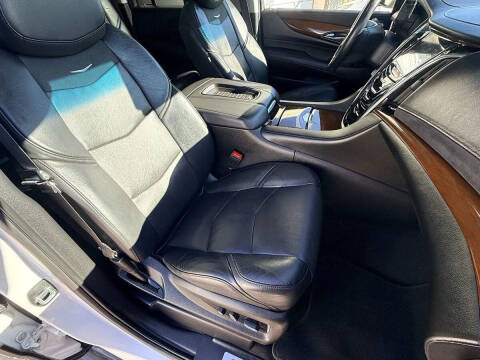 2019 Cadillac Escalade ESV Luxury