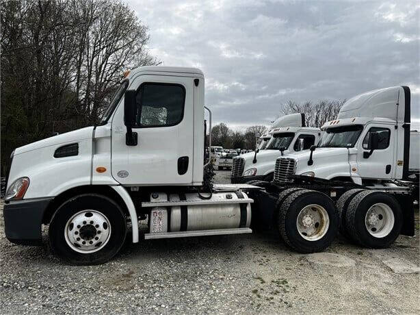 2014 Freightliner Cascadia