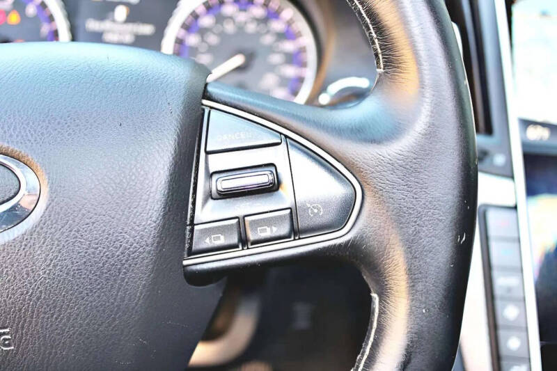 2014 Infiniti Q50 Premium