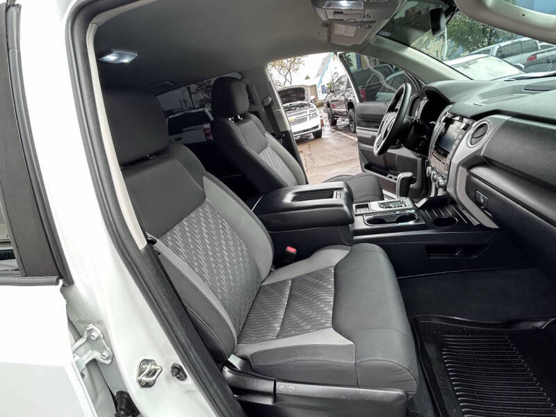 2020 Toyota Tundra SR5