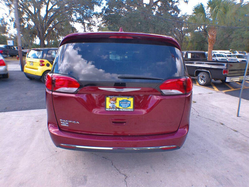 2017 Chrysler Pacifica Touring-L