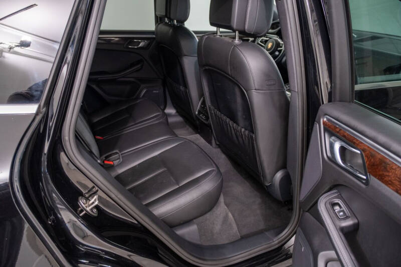 2017 Porsche Macan S